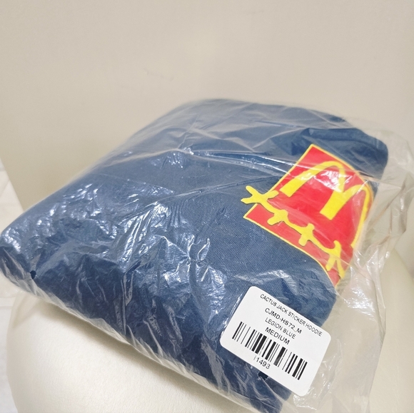 Cactus Jack by Travis Scott Authentic Sticker Hoodie 'Legion Blue' size M - Picture 1 of 6